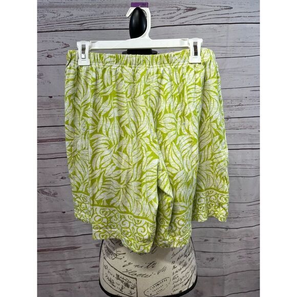 Coldwater Creek small green and white skort - Picture 2 of 3